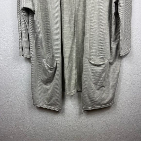 DONNI. One Size Fits All Ribbed Open Front Cardigan Sweater - Picture 3 of 8